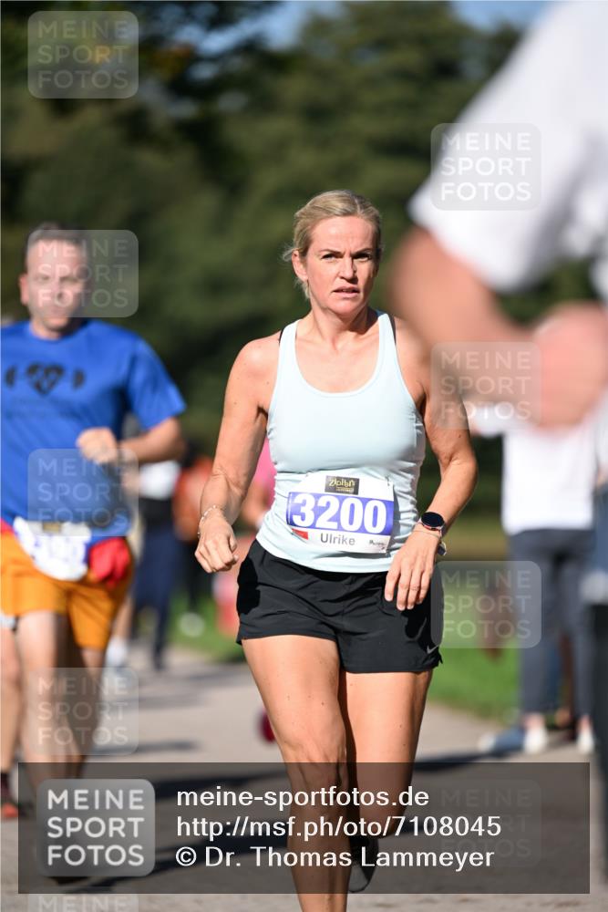 22.09.2024 - 32. Volkslauf durch das schöne Alstertal Dr. Thomas Lammeyer http://msf.ph/oto/7108045 22.09.2024 10:35:40 Laufen 6009, 3200 meine-sportfotos.de