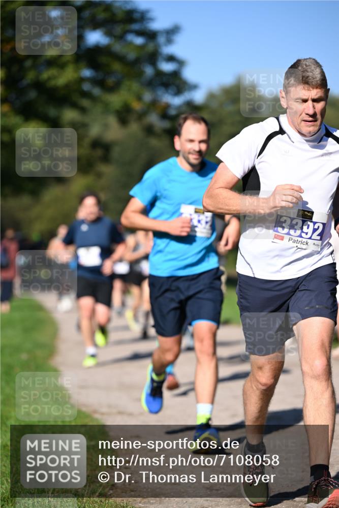 22.09.2024 - 32. Volkslauf durch das schöne Alstertal Dr. Thomas Lammeyer http://msf.ph/oto/7108058 22.09.2024 10:35:44 Laufen 3392 meine-sportfotos.de