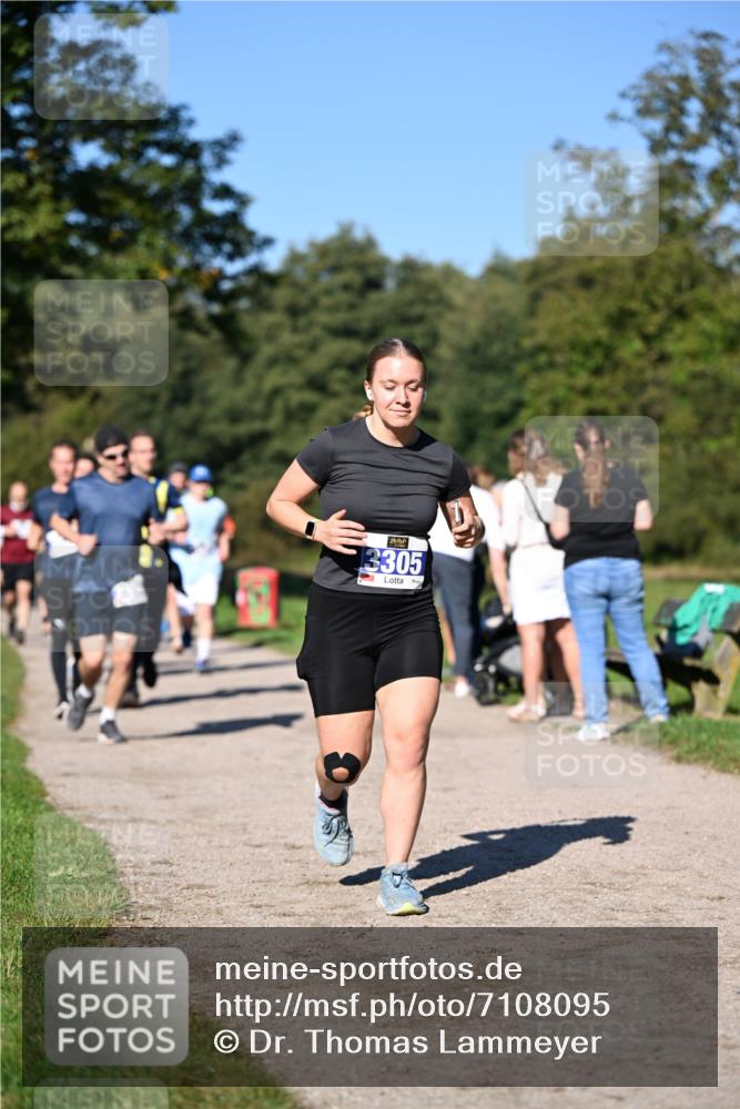 22.09.2024 - 32. Volkslauf durch das schöne Alstertal Dr. Thomas Lammeyer http://msf.ph/oto/7108095 22.09.2024 10:35:54 Laufen 22, 0, 3305 meine-sportfotos.de