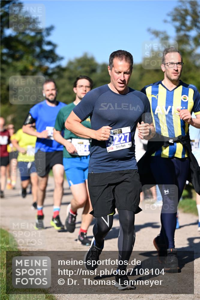 22.09.2024 - 32. Volkslauf durch das schöne Alstertal Dr. Thomas Lammeyer http://msf.ph/oto/7108104 22.09.2024 10:35:59 Laufen 227, 1 meine-sportfotos.de