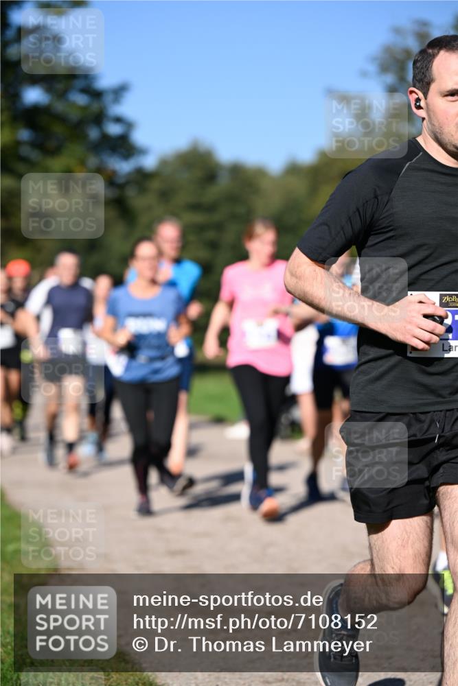 22.09.2024 - 32. Volkslauf durch das schöne Alstertal Dr. Thomas Lammeyer http://msf.ph/oto/7108152 22.09.2024 10:36:10 Laufen  meine-sportfotos.de