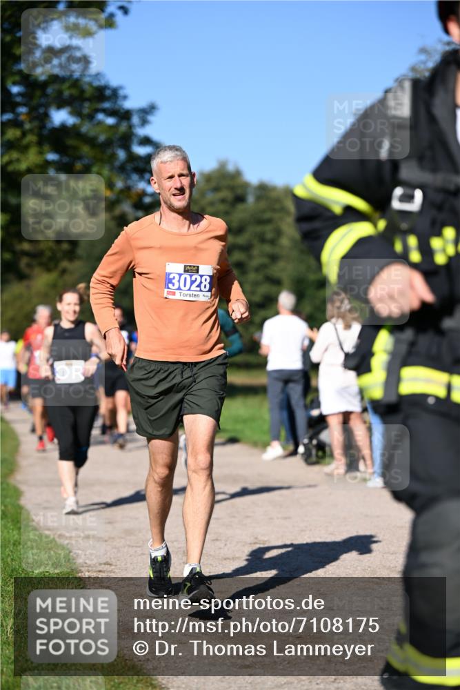 22.09.2024 - 32. Volkslauf durch das schöne Alstertal Dr. Thomas Lammeyer http://msf.ph/oto/7108175 22.09.2024 10:36:15 Laufen 3028 meine-sportfotos.de
