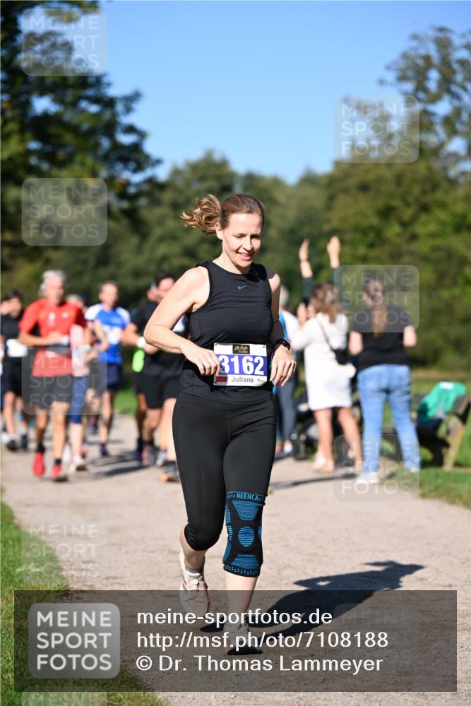 22.09.2024 - 32. Volkslauf durch das schöne Alstertal Dr. Thomas Lammeyer http://msf.ph/oto/7108188 22.09.2024 10:36:18 Laufen 3162 meine-sportfotos.de