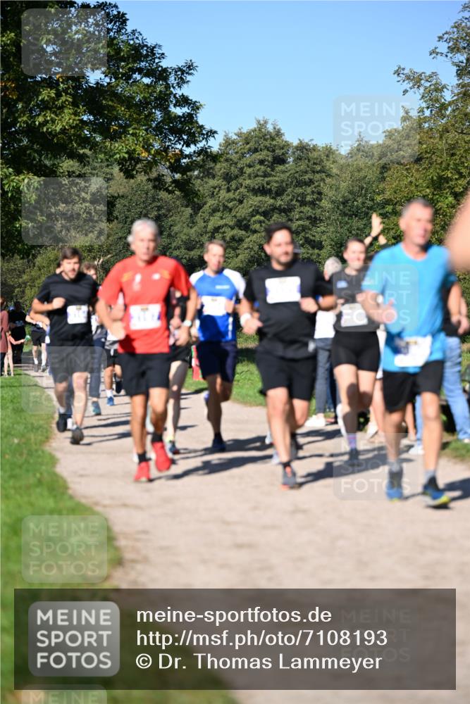 22.09.2024 - 32. Volkslauf durch das schöne Alstertal Dr. Thomas Lammeyer http://msf.ph/oto/7108193 22.09.2024 10:36:19 Laufen  meine-sportfotos.de