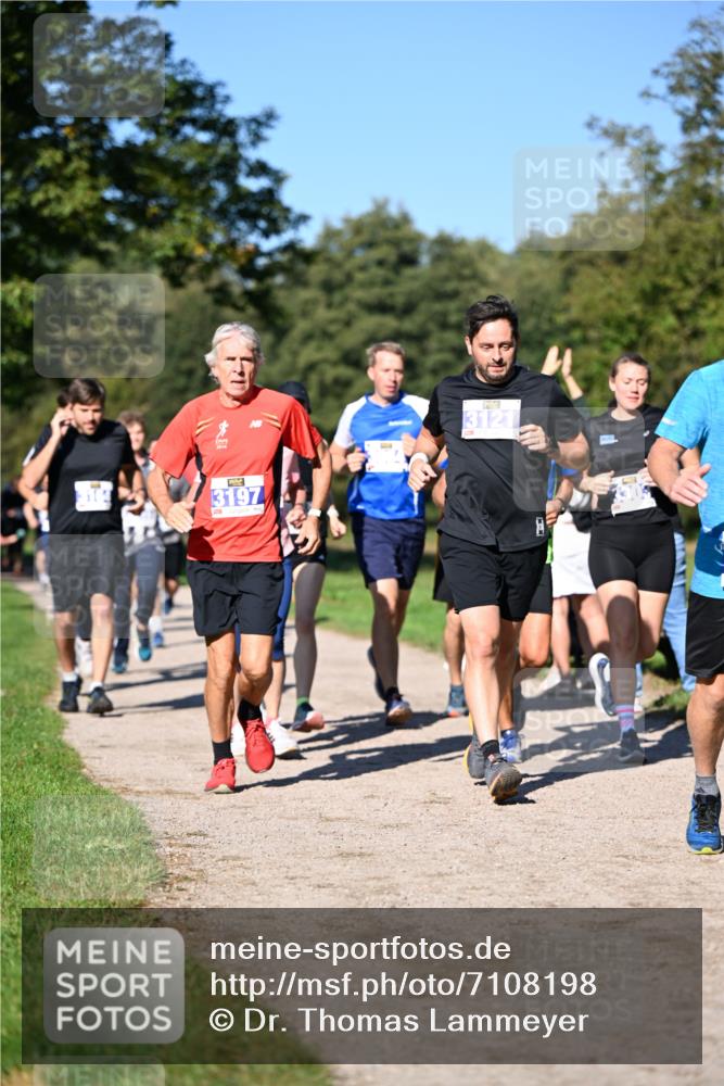 22.09.2024 - 32. Volkslauf durch das schöne Alstertal Dr. Thomas Lammeyer http://msf.ph/oto/7108198 22.09.2024 10:36:19 Laufen 3197, 3121 meine-sportfotos.de