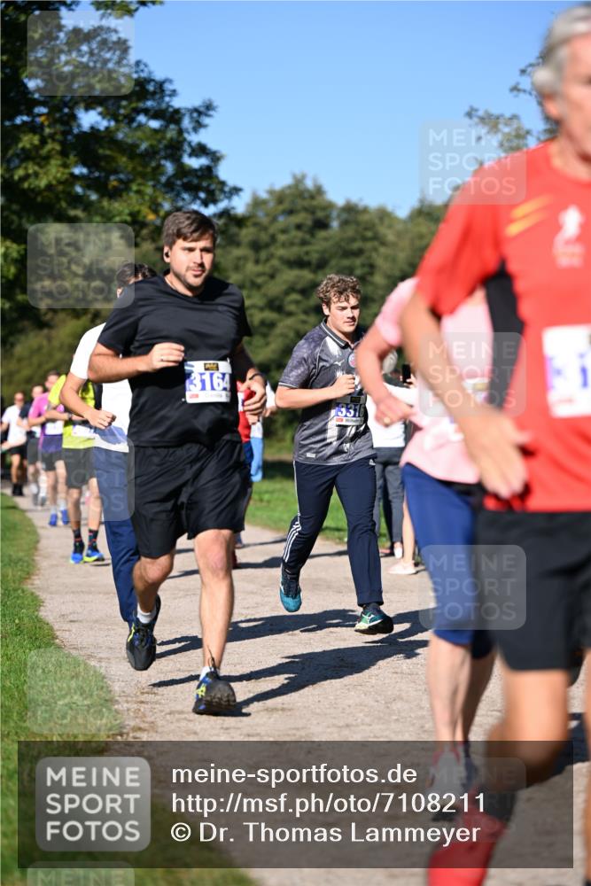 22.09.2024 - 32. Volkslauf durch das schöne Alstertal Dr. Thomas Lammeyer http://msf.ph/oto/7108211 22.09.2024 10:36:22 Laufen 3164, 3316 meine-sportfotos.de