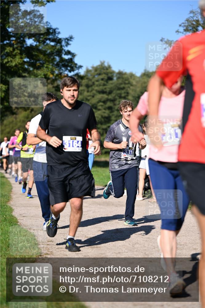 22.09.2024 - 32. Volkslauf durch das schöne Alstertal Dr. Thomas Lammeyer http://msf.ph/oto/7108212 22.09.2024 10:36:22 Laufen 3164, 3316 meine-sportfotos.de