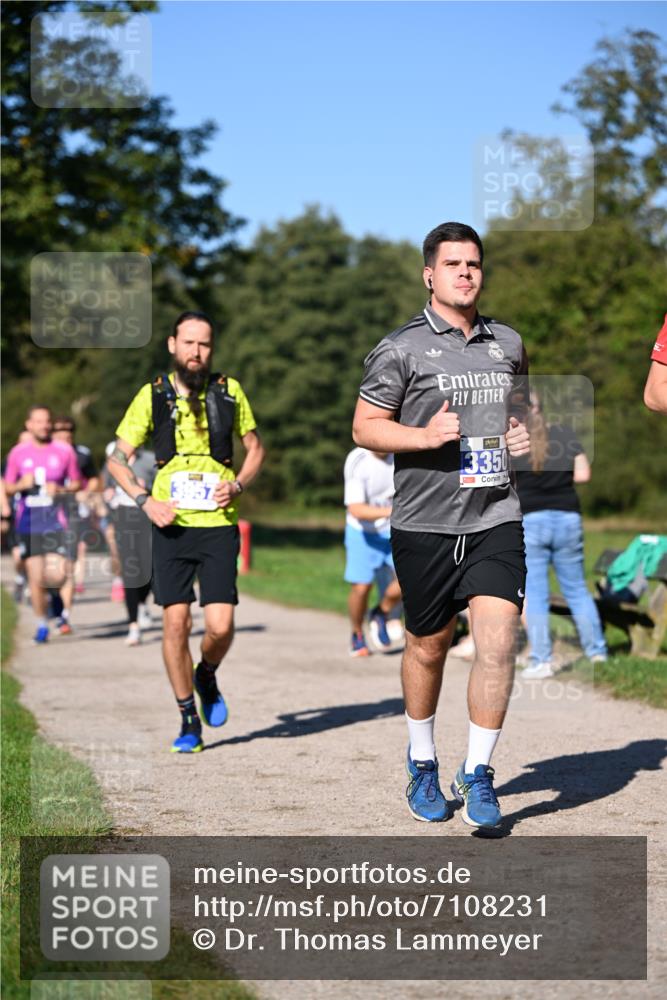 22.09.2024 - 32. Volkslauf durch das schöne Alstertal Dr. Thomas Lammeyer http://msf.ph/oto/7108231 22.09.2024 10:36:25 Laufen 3350 meine-sportfotos.de