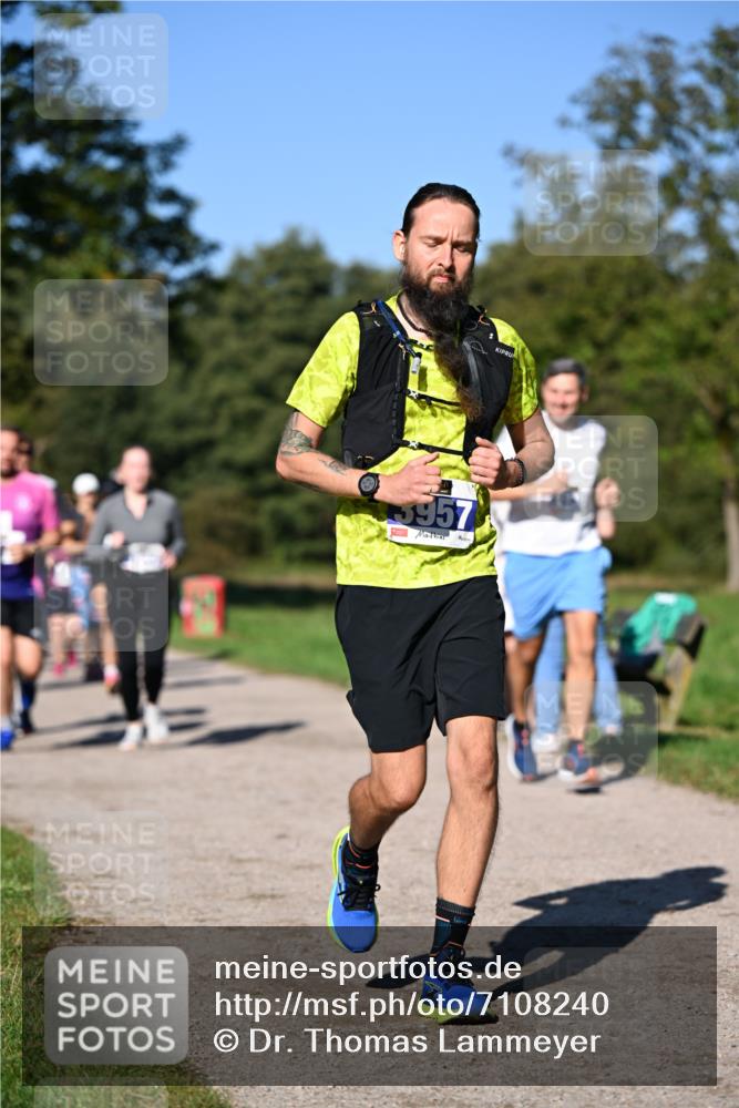 22.09.2024 - 32. Volkslauf durch das schöne Alstertal Dr. Thomas Lammeyer http://msf.ph/oto/7108240 22.09.2024 10:36:27 Laufen 5957 meine-sportfotos.de