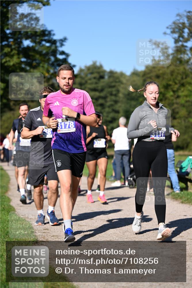 22.09.2024 - 32. Volkslauf durch das schöne Alstertal Dr. Thomas Lammeyer http://msf.ph/oto/7108256 22.09.2024 10:36:30 Laufen 3178, 3117 meine-sportfotos.de