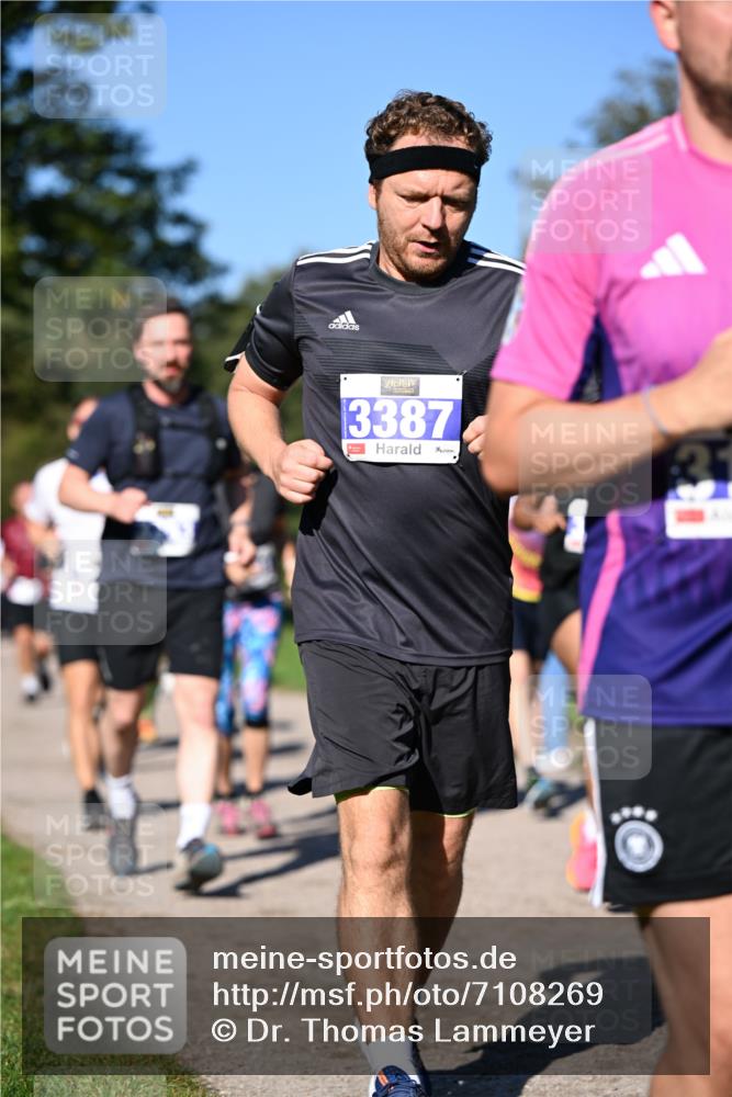 22.09.2024 - 32. Volkslauf durch das schöne Alstertal Dr. Thomas Lammeyer http://msf.ph/oto/7108269 22.09.2024 10:36:32 Laufen 3387 meine-sportfotos.de