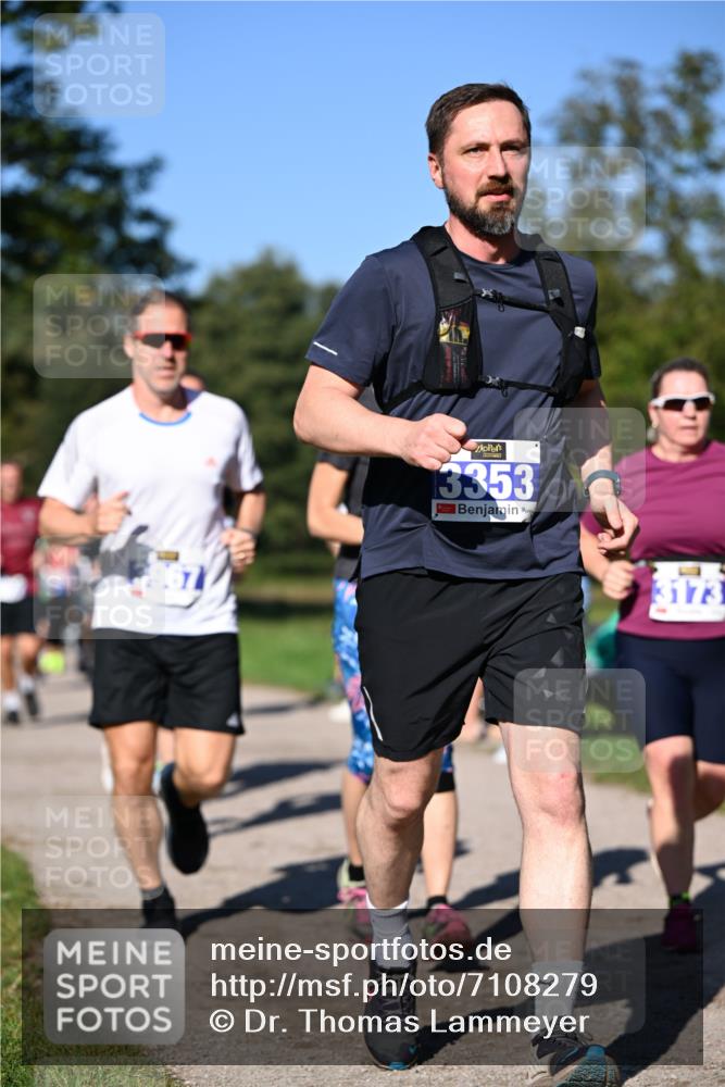 22.09.2024 - 32. Volkslauf durch das schöne Alstertal Dr. Thomas Lammeyer http://msf.ph/oto/7108279 22.09.2024 10:36:33 Laufen 3353 meine-sportfotos.de