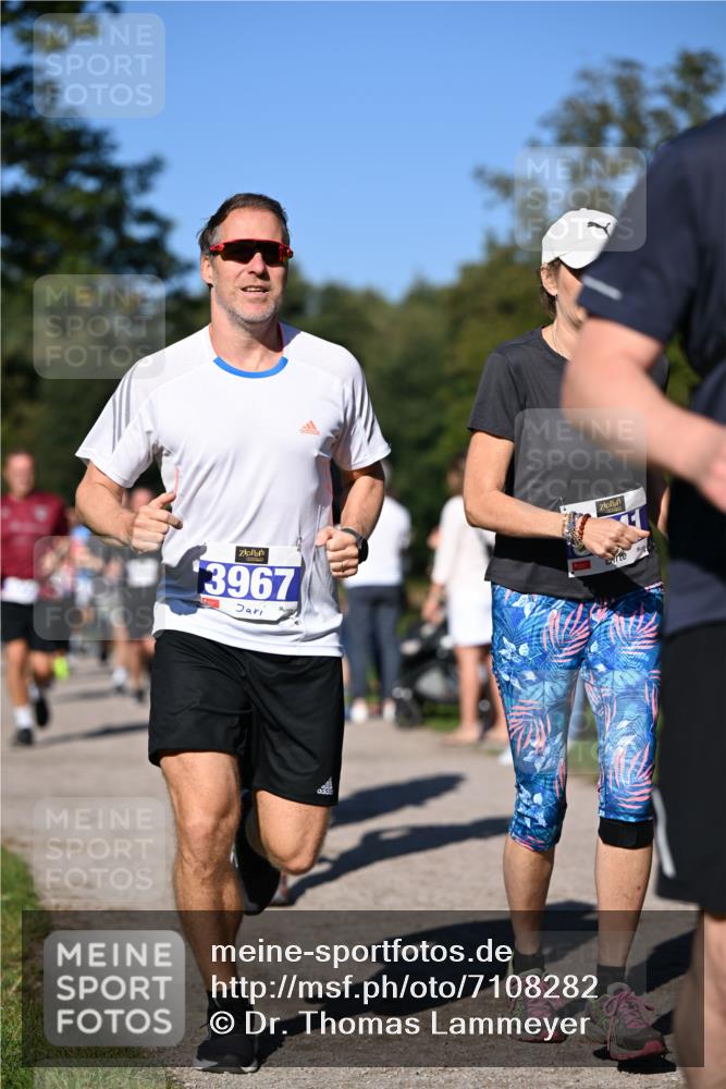 22.09.2024 - 32. Volkslauf durch das schöne Alstertal Dr. Thomas Lammeyer http://msf.ph/oto/7108282 22.09.2024 10:36:34 Laufen 3967 meine-sportfotos.de