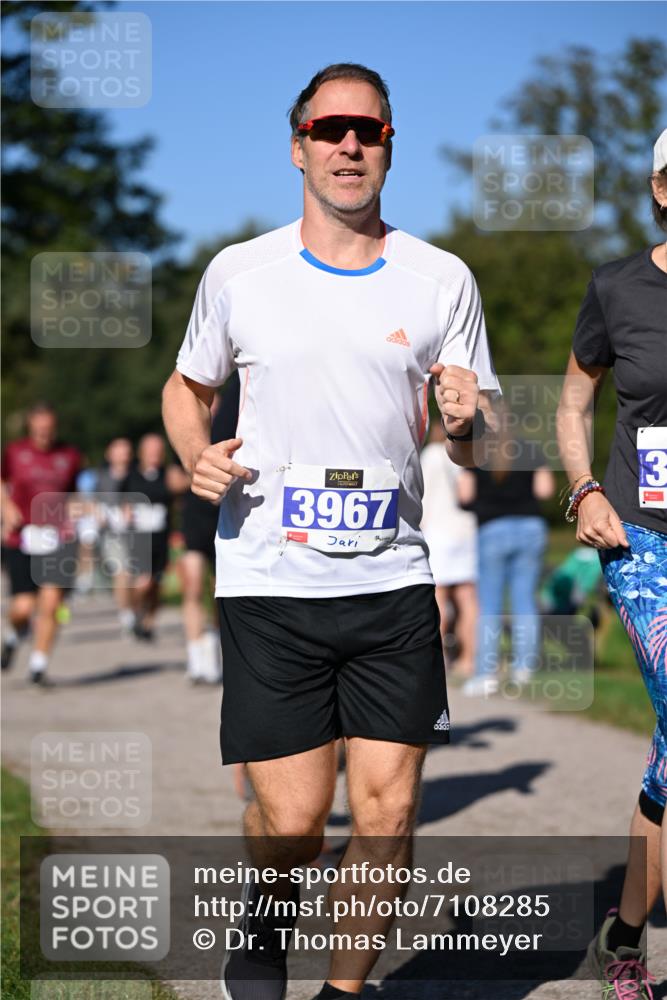 22.09.2024 - 32. Volkslauf durch das schöne Alstertal Dr. Thomas Lammeyer http://msf.ph/oto/7108285 22.09.2024 10:36:34 Laufen 3967, 13 meine-sportfotos.de