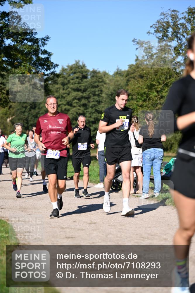 22.09.2024 - 32. Volkslauf durch das schöne Alstertal Dr. Thomas Lammeyer http://msf.ph/oto/7108293 22.09.2024 10:36:36 Laufen 3948 meine-sportfotos.de