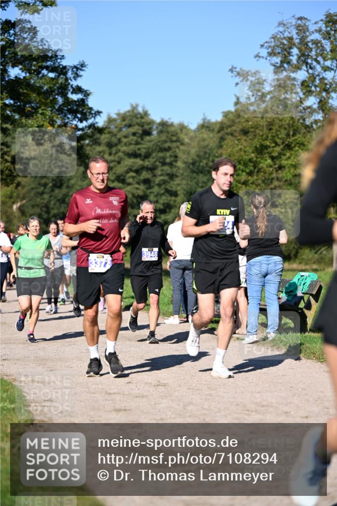 22.09.2024 - 32. Volkslauf durch das schöne Alstertal Dr. Thomas Lammeyer http://msf.ph/oto/7108294 22.09.2024 10:36:36 Laufen 3948 meine-sportfotos.de