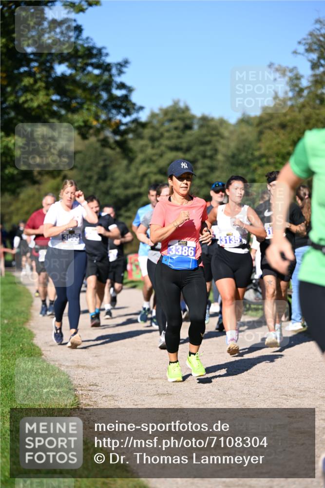 22.09.2024 - 32. Volkslauf durch das schöne Alstertal Dr. Thomas Lammeyer http://msf.ph/oto/7108304 22.09.2024 10:36:41 Laufen 3005, 3386, 3135 meine-sportfotos.de