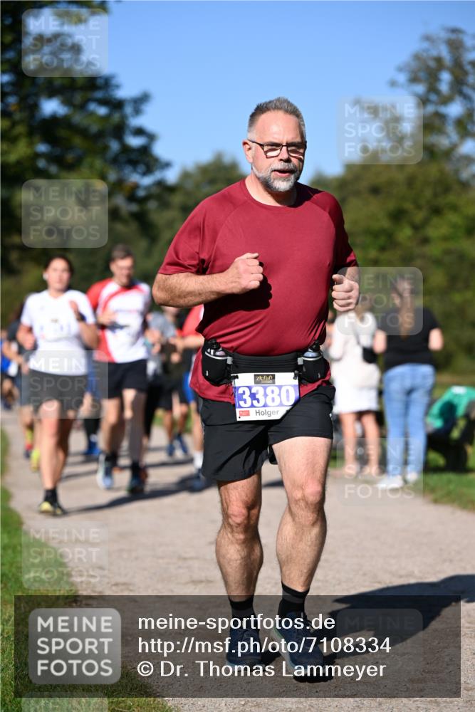 22.09.2024 - 32. Volkslauf durch das schöne Alstertal Dr. Thomas Lammeyer http://msf.ph/oto/7108334 22.09.2024 10:36:46 Laufen 3380 meine-sportfotos.de
