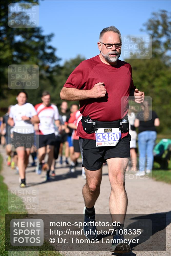 22.09.2024 - 32. Volkslauf durch das schöne Alstertal Dr. Thomas Lammeyer http://msf.ph/oto/7108335 22.09.2024 10:36:46 Laufen 3380 meine-sportfotos.de