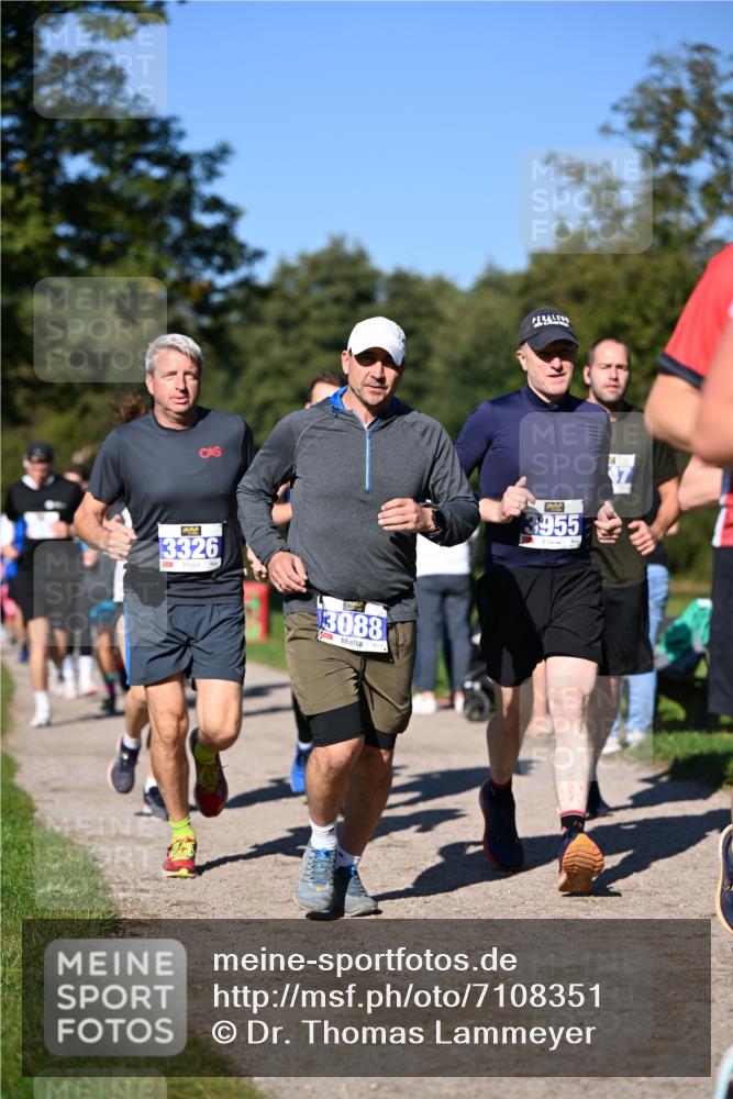 22.09.2024 - 32. Volkslauf durch das schöne Alstertal Dr. Thomas Lammeyer http://msf.ph/oto/7108351 22.09.2024 10:36:49 Laufen 3326, 3088, 3955 meine-sportfotos.de