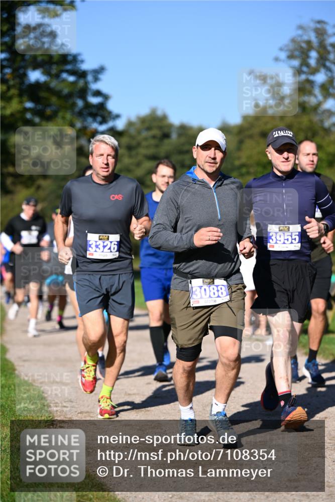 22.09.2024 - 32. Volkslauf durch das schöne Alstertal Dr. Thomas Lammeyer http://msf.ph/oto/7108354 22.09.2024 10:36:50 Laufen 3326, 3088, 3955 meine-sportfotos.de