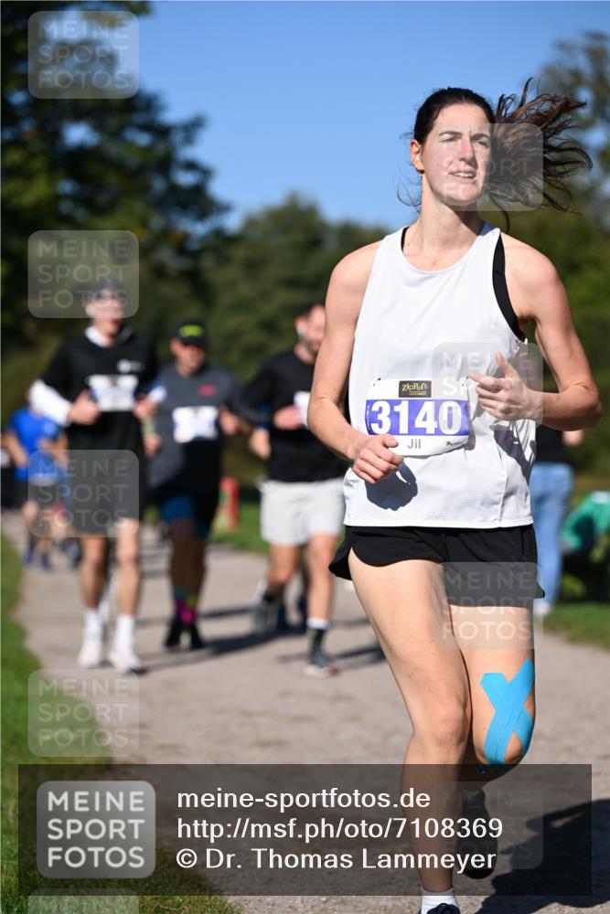 22.09.2024 - 32. Volkslauf durch das schöne Alstertal Dr. Thomas Lammeyer http://msf.ph/oto/7108369 22.09.2024 10:36:52 Laufen 3140 meine-sportfotos.de