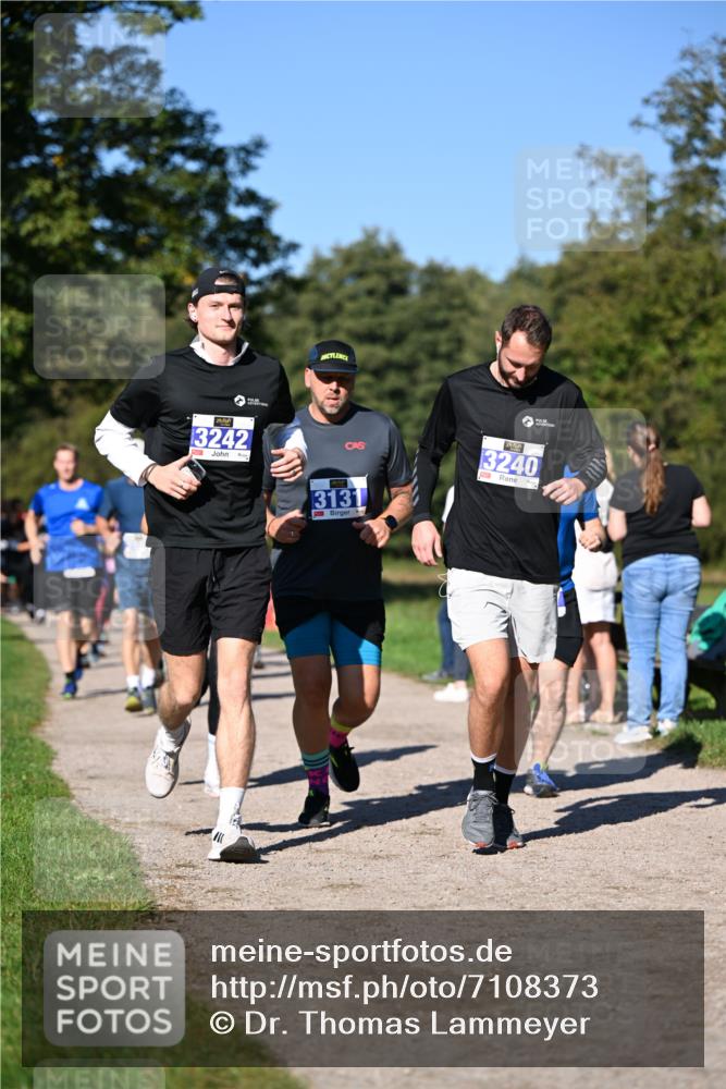 22.09.2024 - 32. Volkslauf durch das schöne Alstertal Dr. Thomas Lammeyer http://msf.ph/oto/7108373 22.09.2024 10:36:53 Laufen 3242, 3240, 3131 meine-sportfotos.de