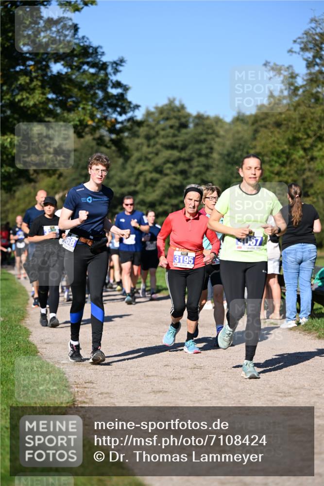 22.09.2024 - 32. Volkslauf durch das schöne Alstertal Dr. Thomas Lammeyer http://msf.ph/oto/7108424 22.09.2024 10:37:03 Laufen 89, 3195 meine-sportfotos.de