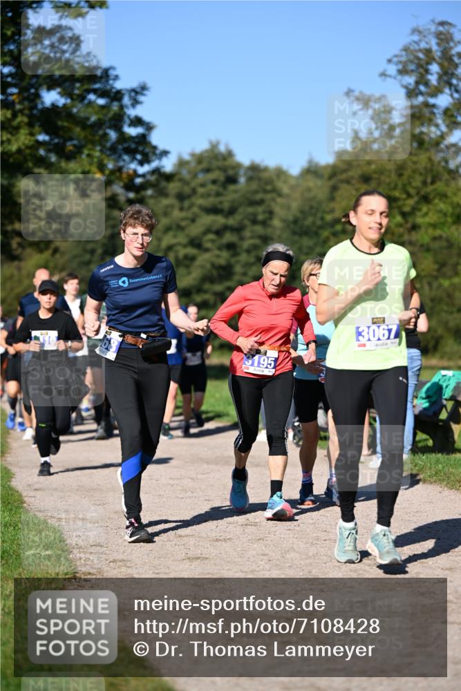 22.09.2024 - 32. Volkslauf durch das schöne Alstertal Dr. Thomas Lammeyer http://msf.ph/oto/7108428 22.09.2024 10:37:04 Laufen 3195, 3067 meine-sportfotos.de