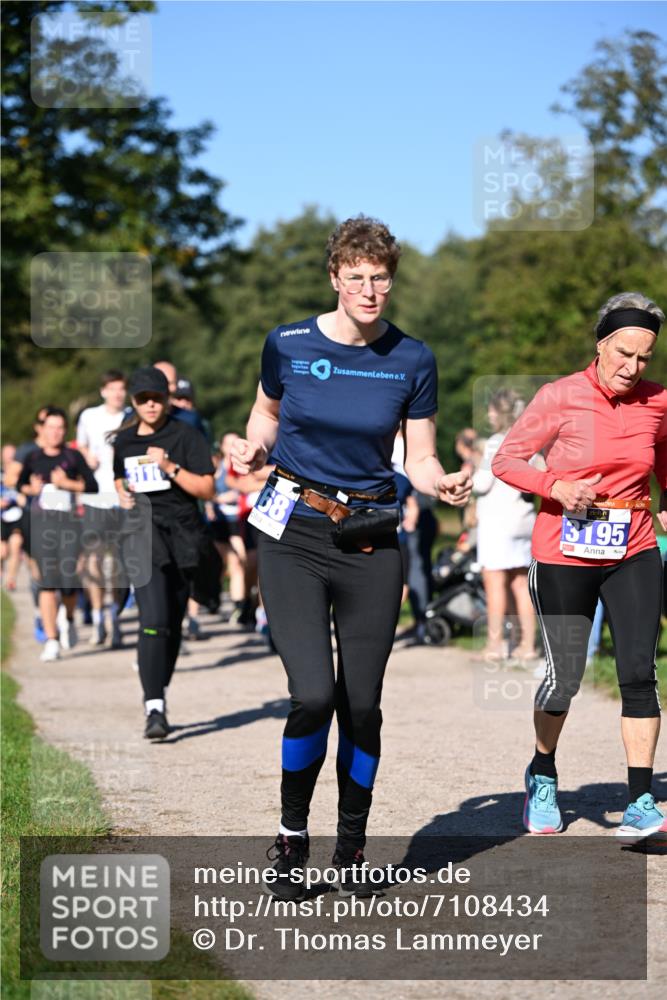 22.09.2024 - 32. Volkslauf durch das schöne Alstertal Dr. Thomas Lammeyer http://msf.ph/oto/7108434 22.09.2024 10:37:05 Laufen 68, 3195 meine-sportfotos.de