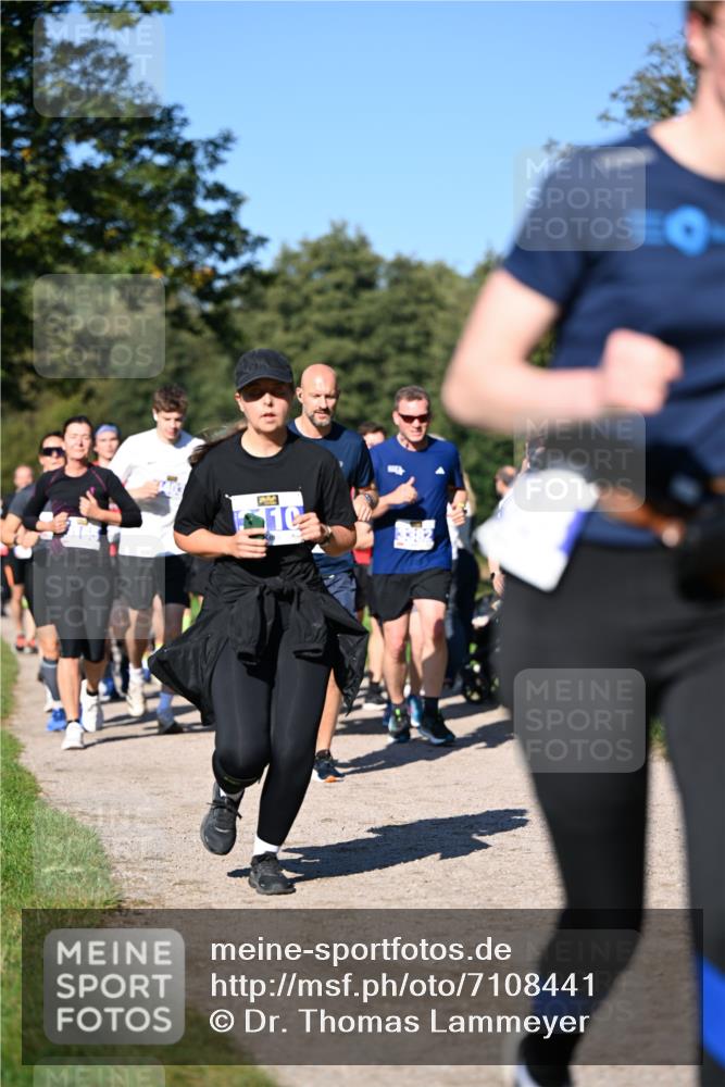 22.09.2024 - 32. Volkslauf durch das schöne Alstertal Dr. Thomas Lammeyer http://msf.ph/oto/7108441 22.09.2024 10:37:06 Laufen  meine-sportfotos.de