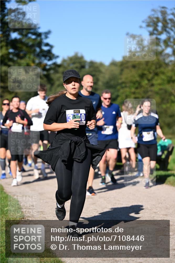 22.09.2024 - 32. Volkslauf durch das schöne Alstertal Dr. Thomas Lammeyer http://msf.ph/oto/7108446 22.09.2024 10:37:07 Laufen 30 meine-sportfotos.de