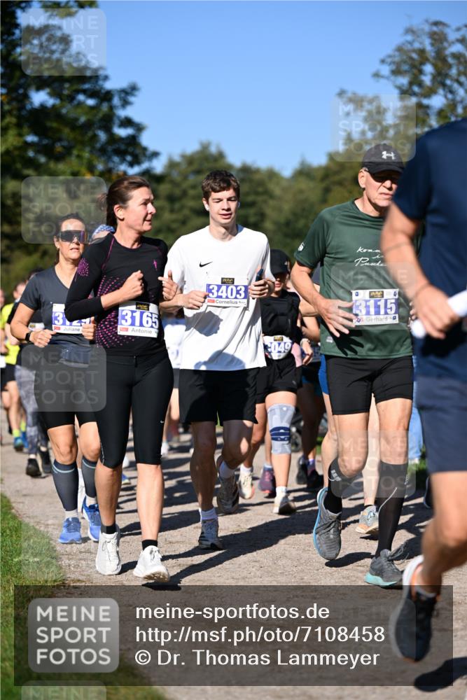 22.09.2024 - 32. Volkslauf durch das schöne Alstertal Dr. Thomas Lammeyer http://msf.ph/oto/7108458 22.09.2024 10:37:09 Laufen 3165, 3403, 049, 3115 meine-sportfotos.de