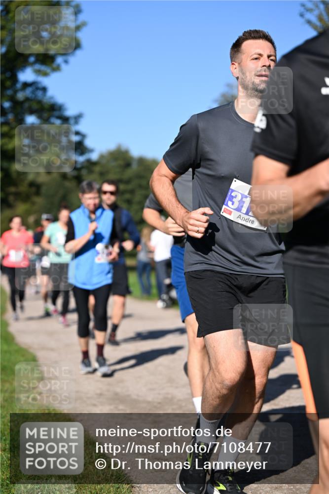 22.09.2024 - 32. Volkslauf durch das schöne Alstertal Dr. Thomas Lammeyer http://msf.ph/oto/7108477 22.09.2024 10:37:17 Laufen 31 meine-sportfotos.de