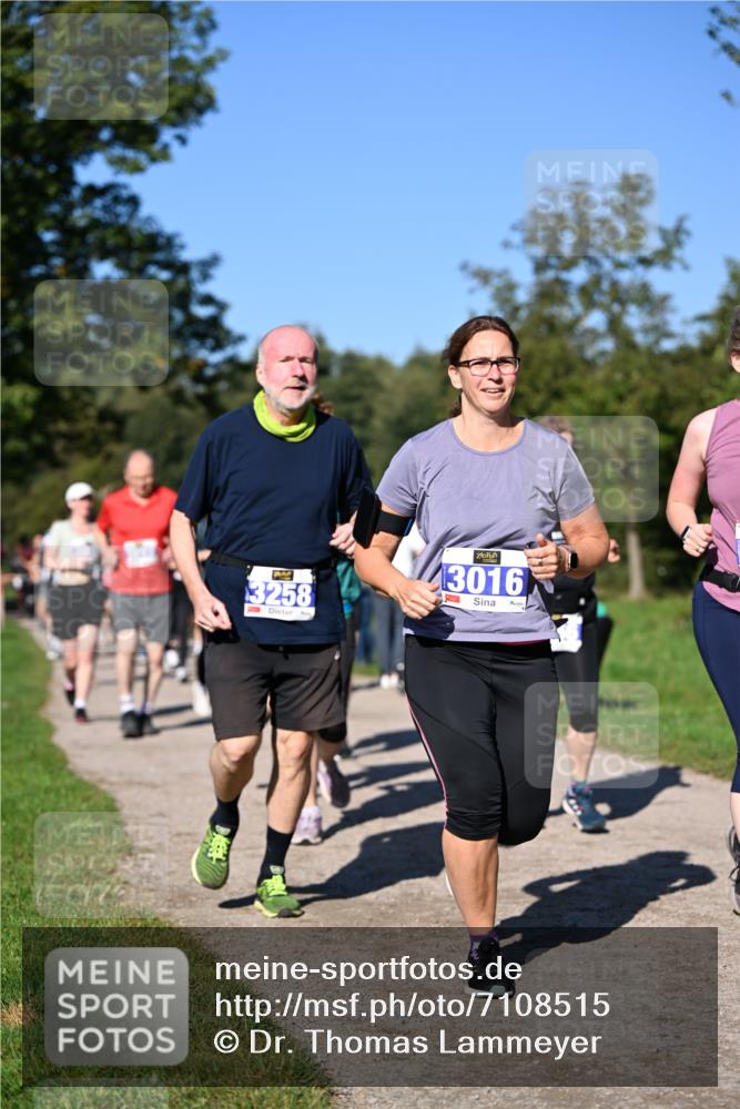 22.09.2024 - 32. Volkslauf durch das schöne Alstertal Dr. Thomas Lammeyer http://msf.ph/oto/7108515 22.09.2024 10:37:24 Laufen 3258, 3016 meine-sportfotos.de