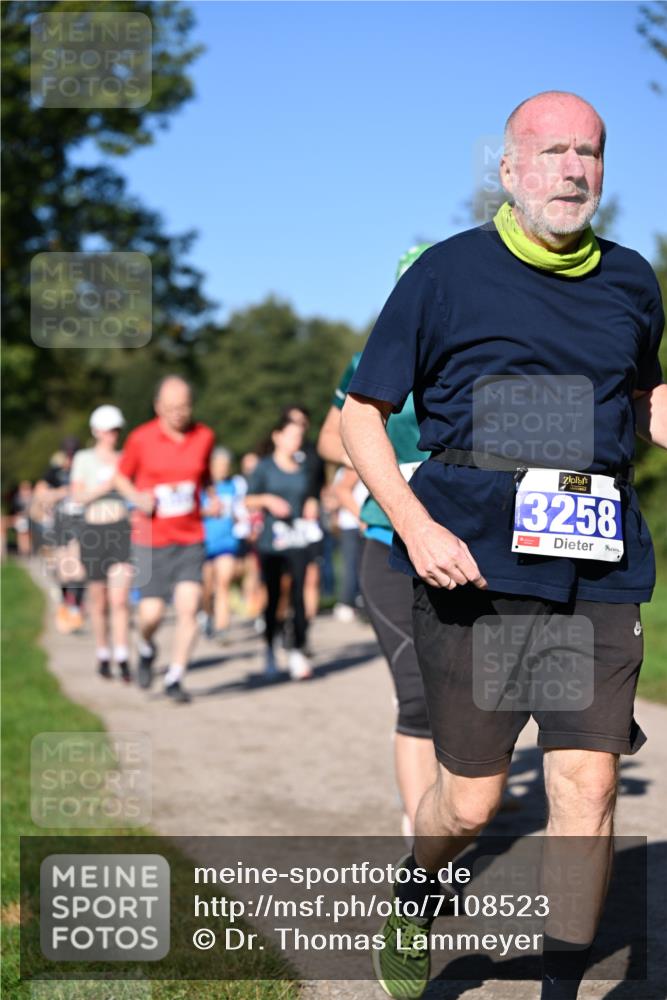 22.09.2024 - 32. Volkslauf durch das schöne Alstertal Dr. Thomas Lammeyer http://msf.ph/oto/7108523 22.09.2024 10:37:26 Laufen 3258 meine-sportfotos.de