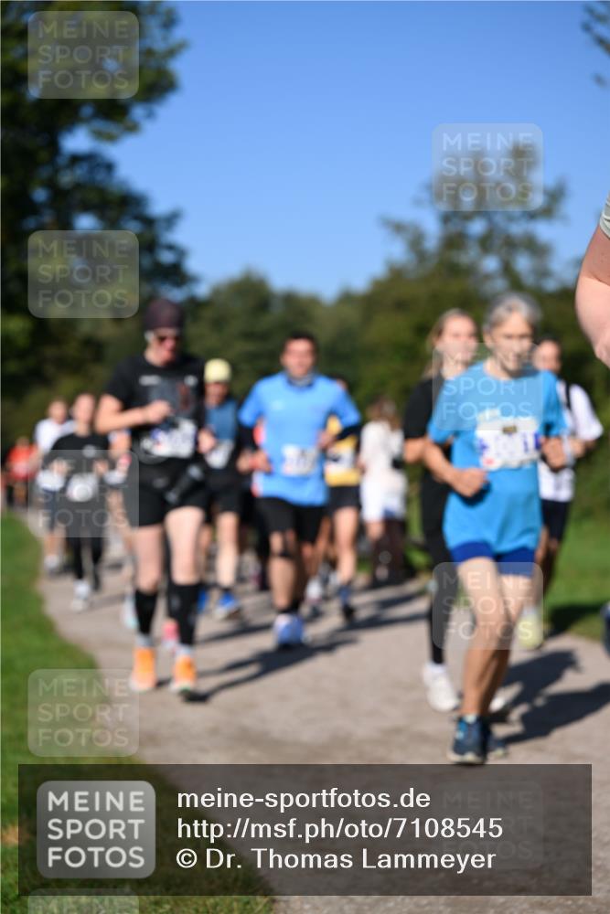 22.09.2024 - 32. Volkslauf durch das schöne Alstertal Dr. Thomas Lammeyer http://msf.ph/oto/7108545 22.09.2024 10:37:30 Laufen  meine-sportfotos.de