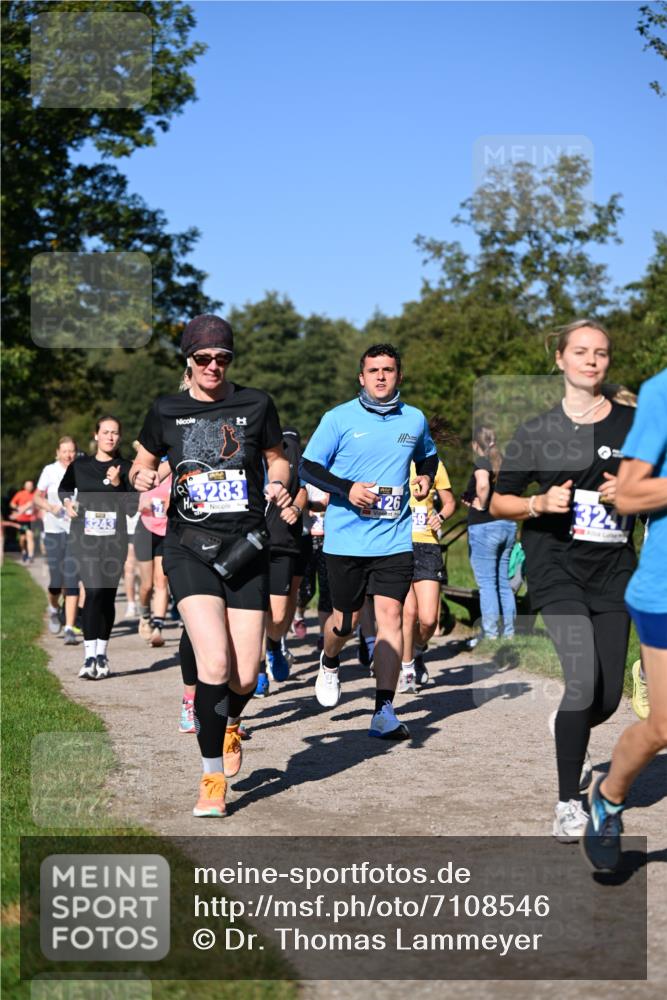 22.09.2024 - 32. Volkslauf durch das schöne Alstertal Dr. Thomas Lammeyer http://msf.ph/oto/7108546 22.09.2024 10:37:30 Laufen 3283, 26, 324 meine-sportfotos.de