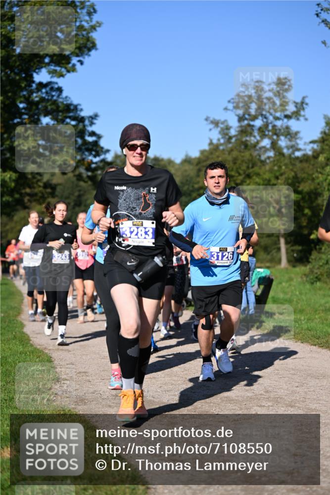 22.09.2024 - 32. Volkslauf durch das schöne Alstertal Dr. Thomas Lammeyer http://msf.ph/oto/7108550 22.09.2024 10:37:31 Laufen 3283, 3126 meine-sportfotos.de