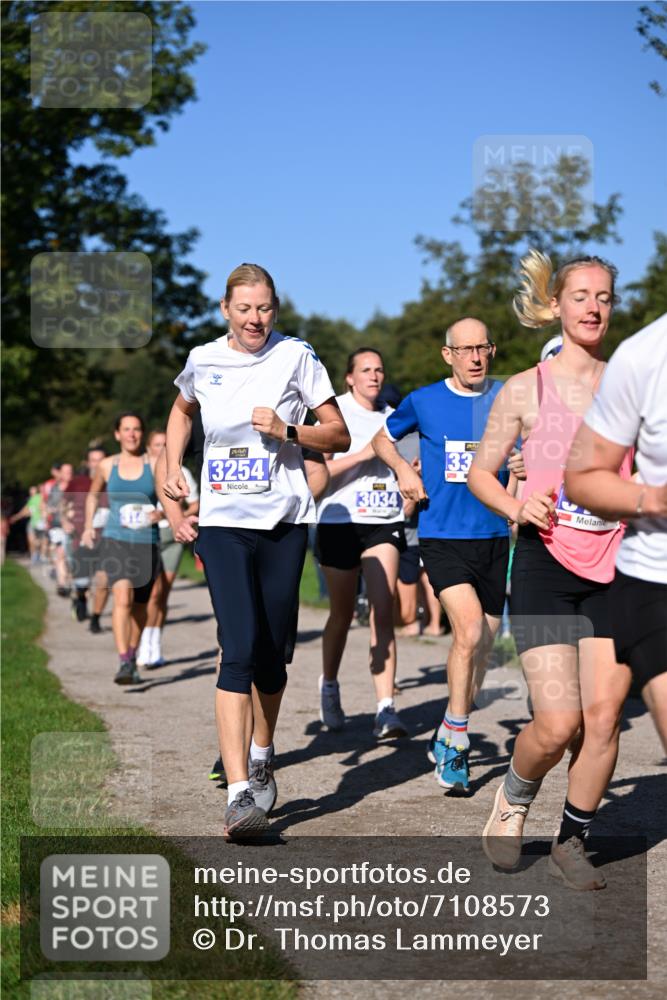 22.09.2024 - 32. Volkslauf durch das schöne Alstertal Dr. Thomas Lammeyer http://msf.ph/oto/7108573 22.09.2024 10:37:35 Laufen 3254, 3034, 133 meine-sportfotos.de