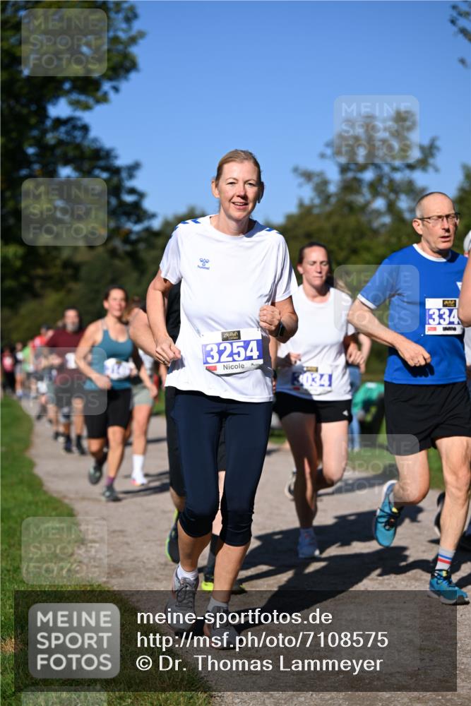 22.09.2024 - 32. Volkslauf durch das schöne Alstertal Dr. Thomas Lammeyer http://msf.ph/oto/7108575 22.09.2024 10:37:36 Laufen 3254, 3034, 1334 meine-sportfotos.de