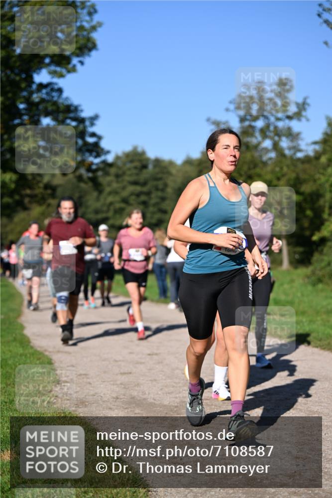 22.09.2024 - 32. Volkslauf durch das schöne Alstertal Dr. Thomas Lammeyer http://msf.ph/oto/7108587 22.09.2024 10:37:38 Laufen  meine-sportfotos.de