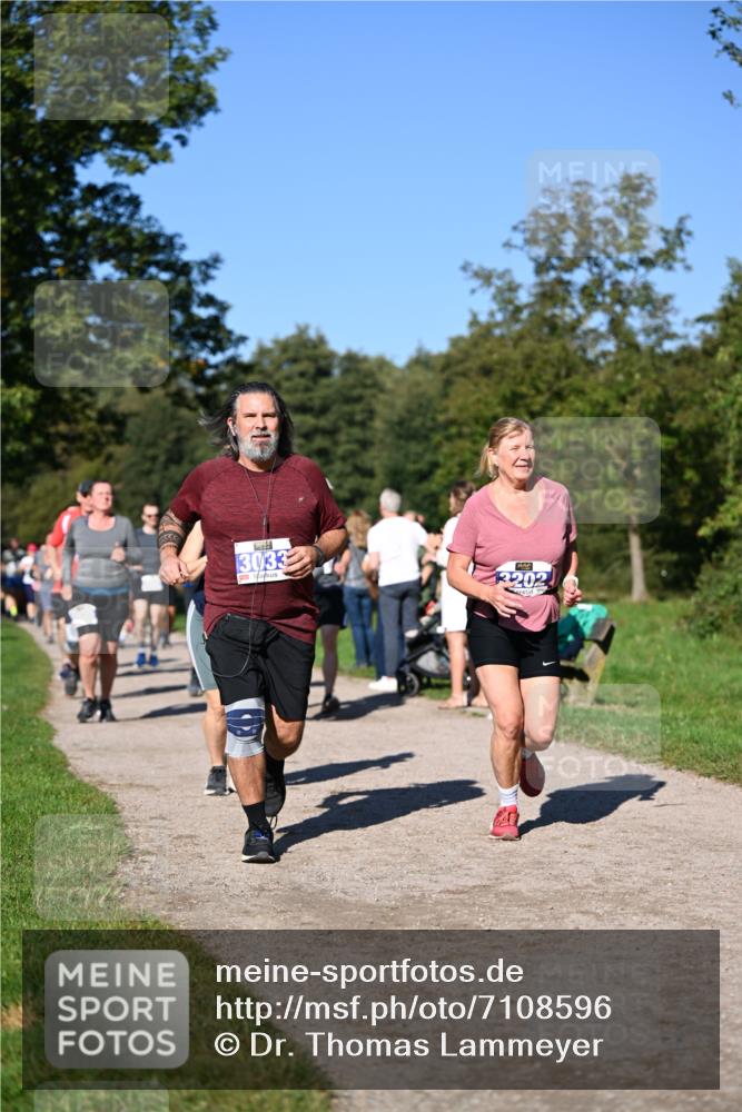 22.09.2024 - 32. Volkslauf durch das schöne Alstertal Dr. Thomas Lammeyer http://msf.ph/oto/7108596 22.09.2024 10:37:40 Laufen 3033, 2202, 3202 meine-sportfotos.de