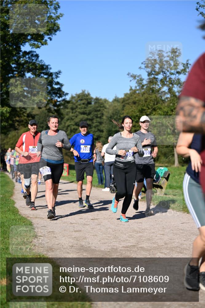 22.09.2024 - 32. Volkslauf durch das schöne Alstertal Dr. Thomas Lammeyer http://msf.ph/oto/7108609 22.09.2024 10:37:42 Laufen 3100, 3935, 3108, 107 meine-sportfotos.de