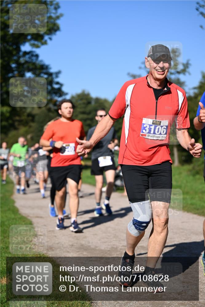 22.09.2024 - 32. Volkslauf durch das schöne Alstertal Dr. Thomas Lammeyer http://msf.ph/oto/7108628 22.09.2024 10:37:45 Laufen 3106 meine-sportfotos.de