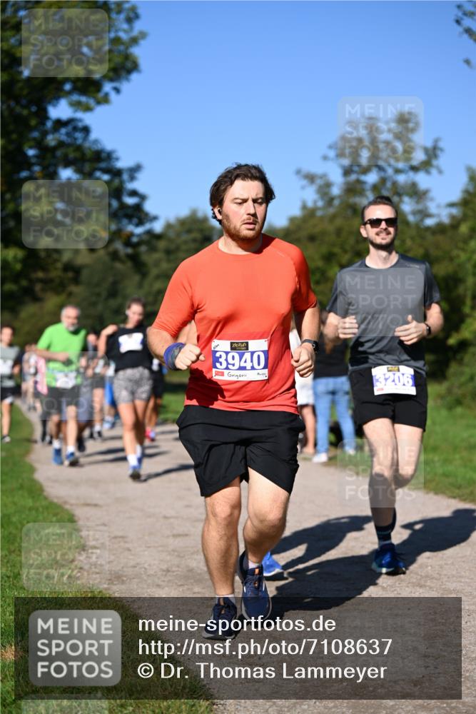 22.09.2024 - 32. Volkslauf durch das schöne Alstertal Dr. Thomas Lammeyer http://msf.ph/oto/7108637 22.09.2024 10:37:47 Laufen 3940, 3206 meine-sportfotos.de