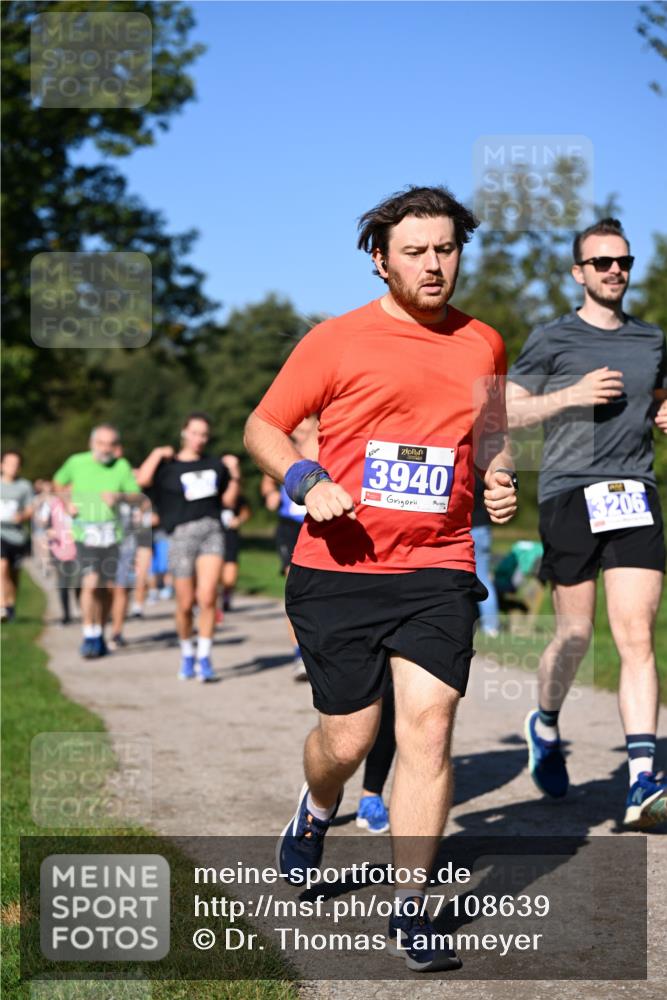 22.09.2024 - 32. Volkslauf durch das schöne Alstertal Dr. Thomas Lammeyer http://msf.ph/oto/7108639 22.09.2024 10:37:47 Laufen 3940, 3206 meine-sportfotos.de