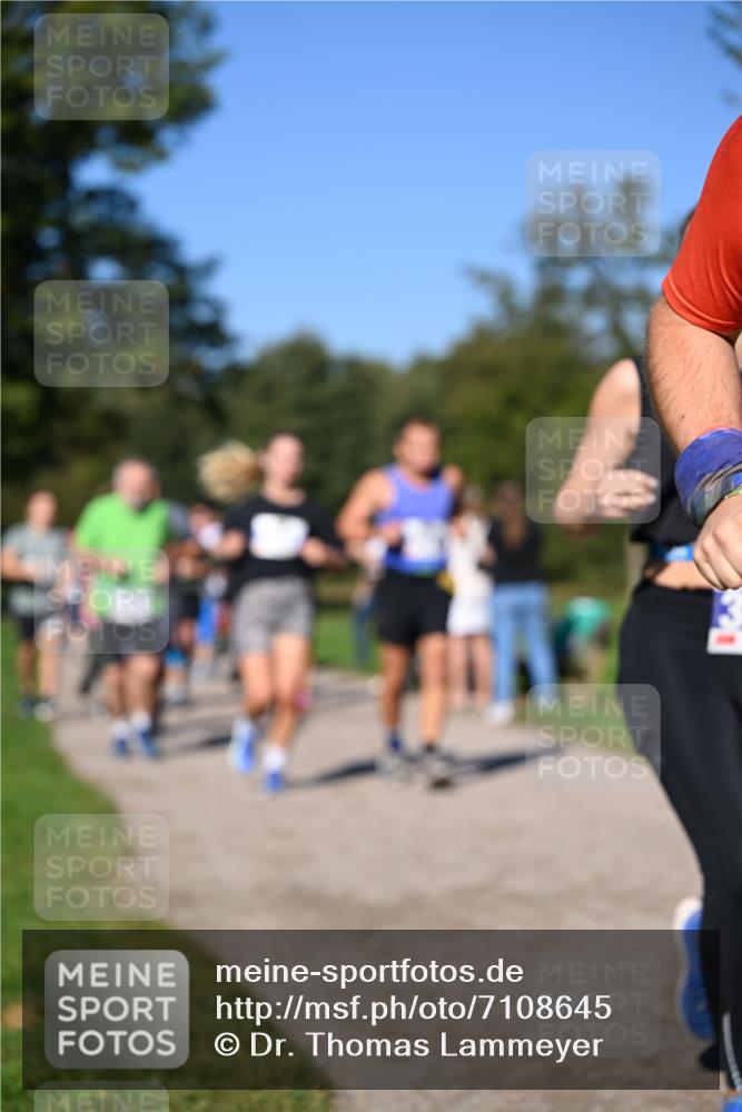 22.09.2024 - 32. Volkslauf durch das schöne Alstertal Dr. Thomas Lammeyer http://msf.ph/oto/7108645 22.09.2024 10:37:48 Laufen  meine-sportfotos.de
