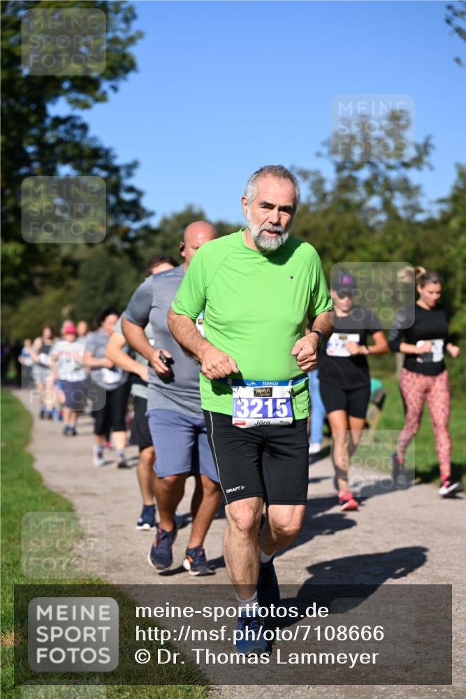 22.09.2024 - 32. Volkslauf durch das schöne Alstertal Dr. Thomas Lammeyer http://msf.ph/oto/7108666 22.09.2024 10:37:51 Laufen 3215 meine-sportfotos.de