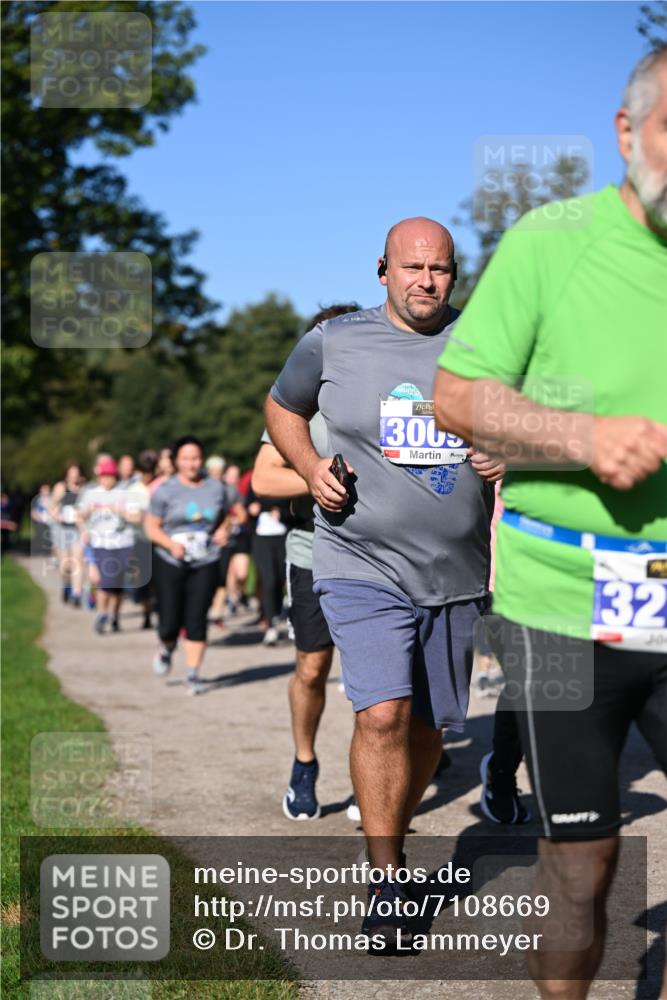 22.09.2024 - 32. Volkslauf durch das schöne Alstertal Dr. Thomas Lammeyer http://msf.ph/oto/7108669 22.09.2024 10:37:52 Laufen 3005, 32 meine-sportfotos.de